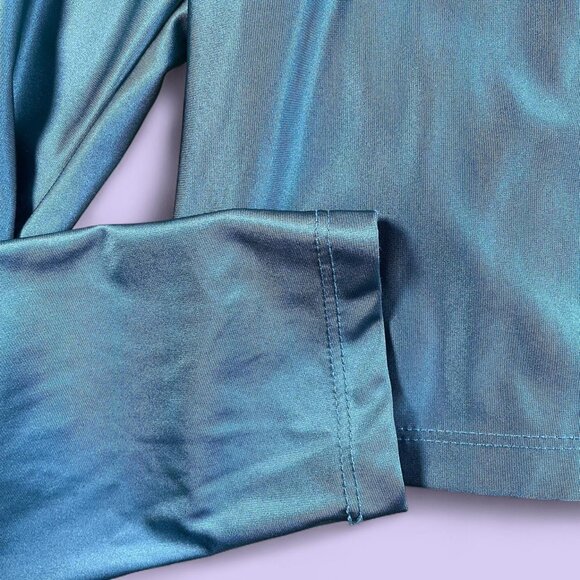 Wild Fable Green Metallic Mock Neck Long Sleeve Top – Size L - Picture 3 of 6